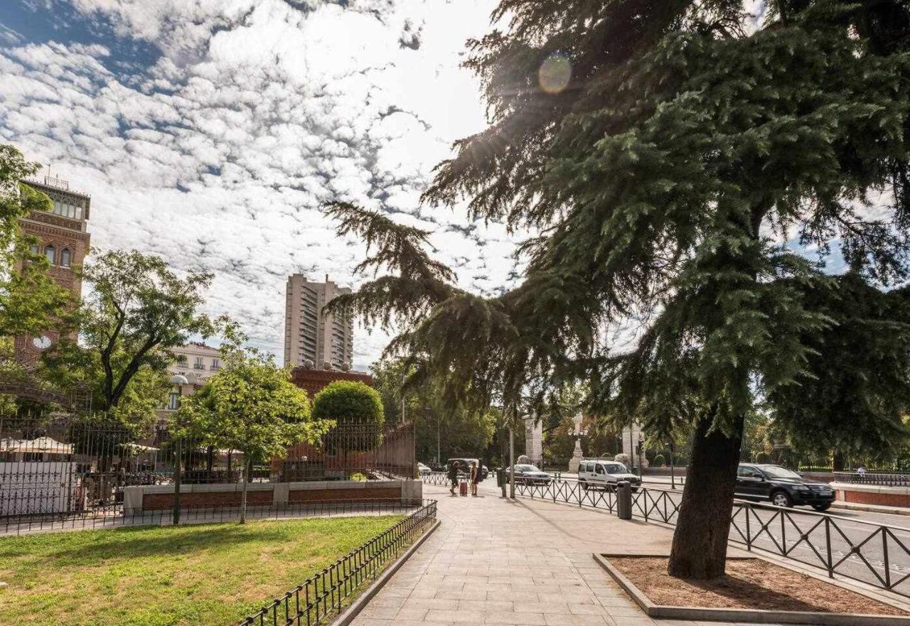 Apartmento De Lujo Retiro Barrio De Salamanca Madrid Bagian luar foto