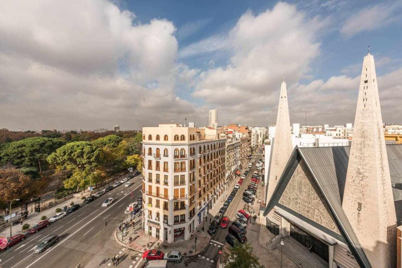 Apartmento De Lujo Retiro Barrio De Salamanca Madrid Bagian luar foto